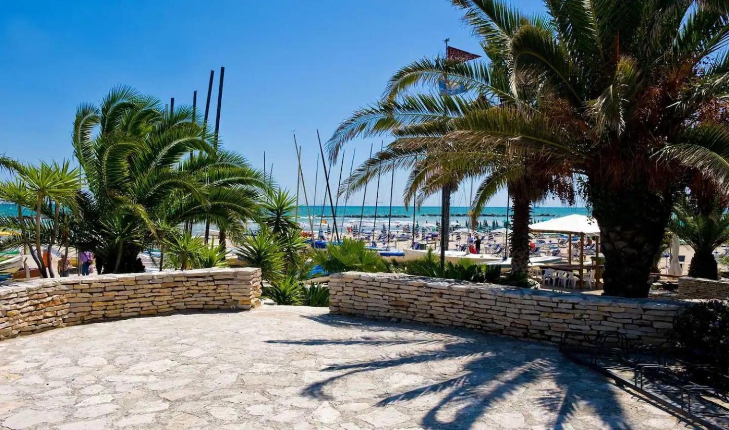 Appartamento Vacanze Riviera Delle Palme San Benedetto del Tronto Exterior photo